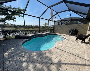 7631 Jacaranda Lane - Photo Thumbnail 2