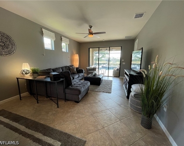 7631 Jacaranda Lane - Photo Thumbnail 19