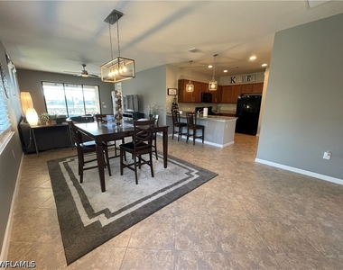 7631 Jacaranda Lane - Photo Thumbnail 12