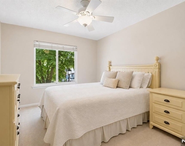 606 Park - Photo Thumbnail 16