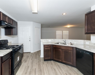 18614 Parma Creek Trail - Photo Thumbnail 3