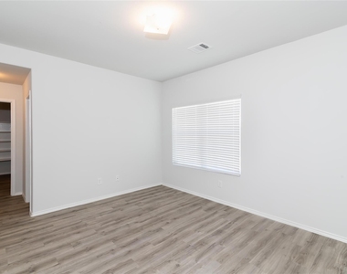 18614 Parma Creek Trail - Photo Thumbnail 8