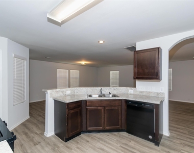 18614 Parma Creek Trail - Photo Thumbnail 4