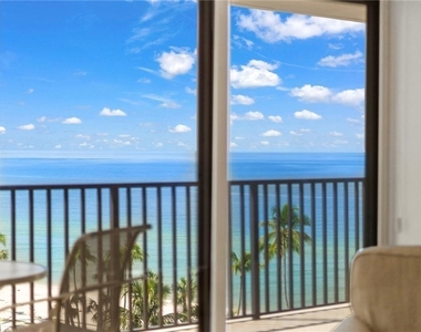 4005 Gulf Shore Boulevard N - Photo Thumbnail 9