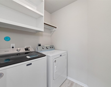 18511 Grand Spanish Oak Court - Photo Thumbnail 28