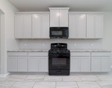 18511 Grand Spanish Oak Court - Photo Thumbnail 8