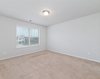 18511 Grand Spanish Oak Court - Photo Thumbnail 22
