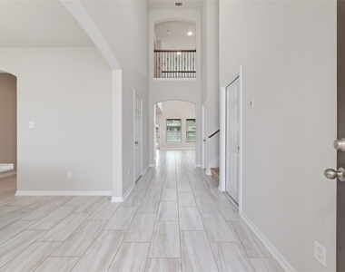 18511 Grand Spanish Oak Court - Photo Thumbnail 3