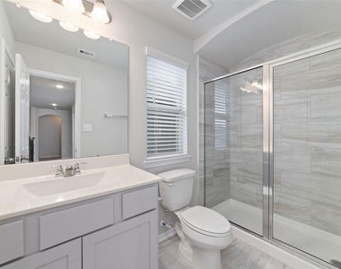 18511 Grand Spanish Oak Court - Photo Thumbnail 27