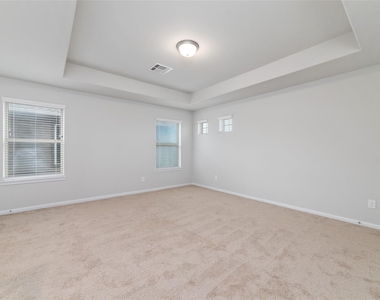 18511 Grand Spanish Oak Court - Photo Thumbnail 24