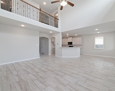 18511 Grand Spanish Oak Court - Photo Thumbnail 5