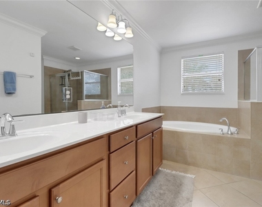 11295 Red Bluff Lane - Photo Thumbnail 23