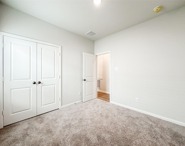 52 Valiant Ridge Trail - Photo Thumbnail 20