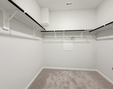 52 Valiant Ridge Trail - Photo Thumbnail 32