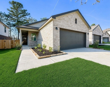 52 Valiant Ridge Trail - Photo Thumbnail 1
