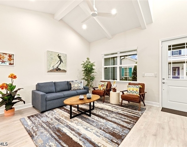 7239 Saona Court - Photo Thumbnail 14