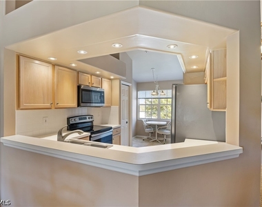 13611 Worthington Way - Photo Thumbnail 9