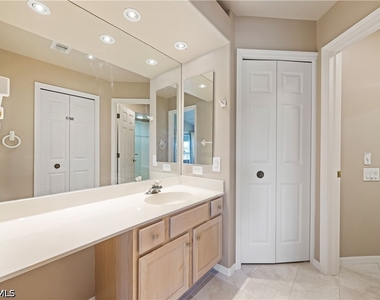 13611 Worthington Way - Photo Thumbnail 16