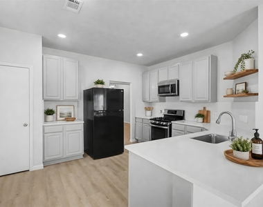 4351 Palmer Plantation Drive - Photo Thumbnail 11