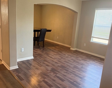 18919 Ayston Drive - Photo Thumbnail 5