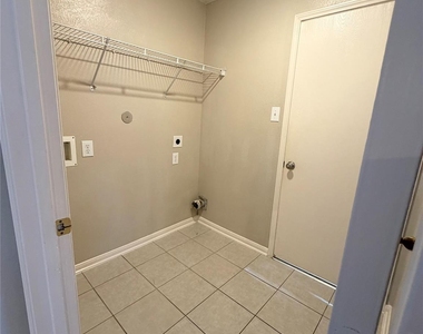 18919 Ayston Drive - Photo Thumbnail 12