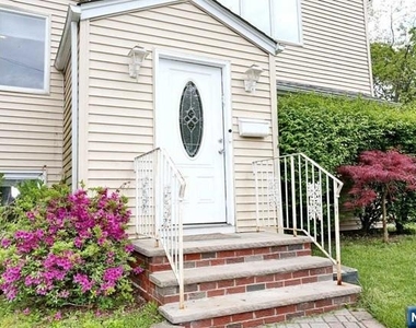 84 12th - Photo Thumbnail 1