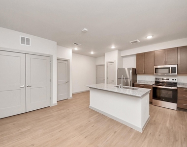 4639 Techniplex Drive - Photo Thumbnail 10