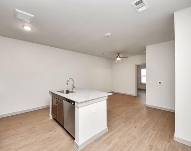 4639 Techniplex Drive - Photo Thumbnail 5