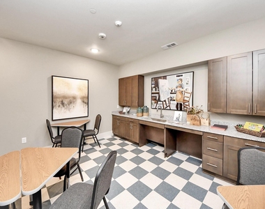 4639 Techniplex Drive - Photo Thumbnail 34