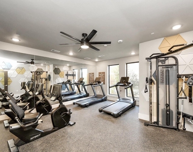4639 Techniplex Drive - Photo Thumbnail 4