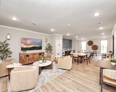 4639 Techniplex Drive - Photo Thumbnail 27