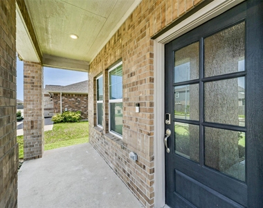 8515 Lake Groove Lane - Photo Thumbnail 3