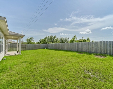 8515 Lake Groove Lane - Photo Thumbnail 27