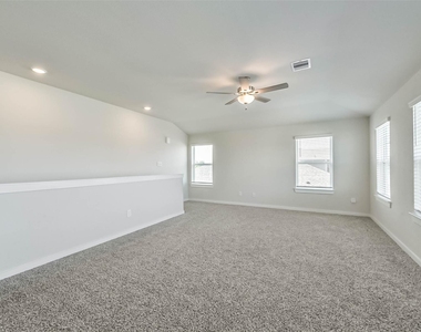 8515 Lake Groove Lane - Photo Thumbnail 18
