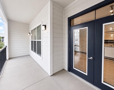3660 Richmond Avenue - Photo Thumbnail 7