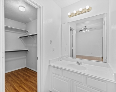 2106 Hawks Road - Photo Thumbnail 21