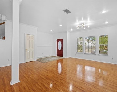 2106 Hawks Road - Photo Thumbnail 2