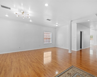 2106 Hawks Road - Photo Thumbnail 1