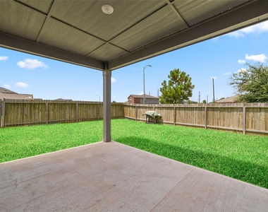 3000 Iron Woods Drive - Photo Thumbnail 20