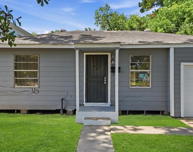 5326 Wenda Street - Photo Thumbnail 2