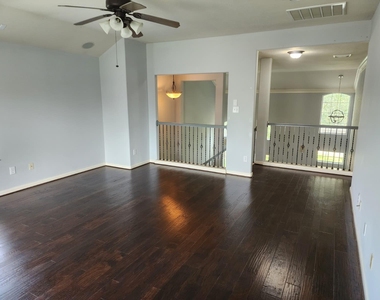 16935 Jelly Park Stone Drive - Photo Thumbnail 28