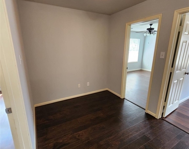 16935 Jelly Park Stone Drive - Photo Thumbnail 26