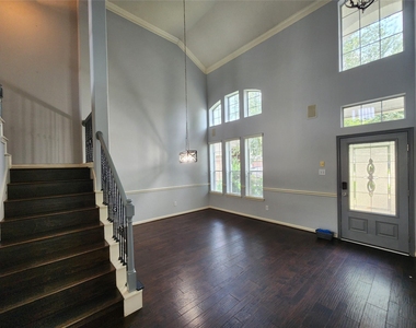 16935 Jelly Park Stone Drive - Photo Thumbnail 4