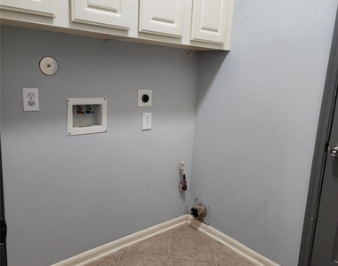 16935 Jelly Park Stone Drive - Photo Thumbnail 40