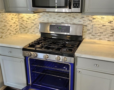 16935 Jelly Park Stone Drive - Photo Thumbnail 12
