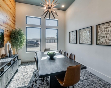 2201 Creekview Drive - Photo Thumbnail 13