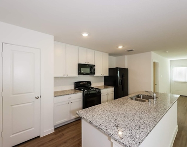 4901 Draper Ridge Drive - Photo Thumbnail 5