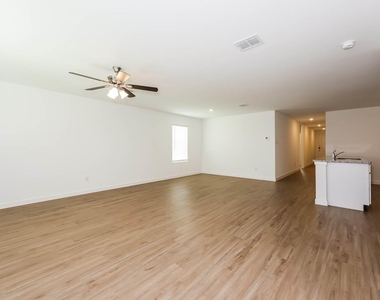 4901 Draper Ridge Drive - Photo Thumbnail 2