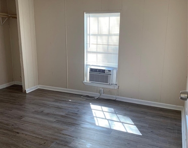 9514 Catlett Lane - Photo Thumbnail 8