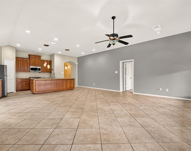 2808 Arbor Brook Lane - Photo Thumbnail 9
